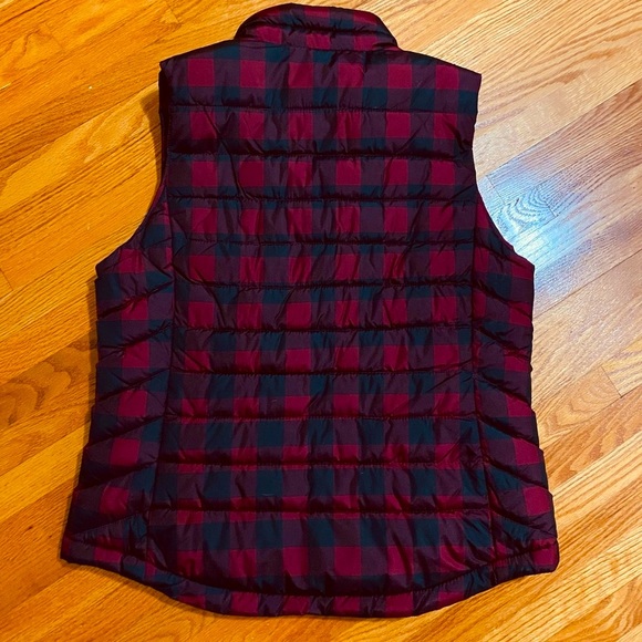 Buffalo Plaid vest - women’s size M - Picture 6 of 6
